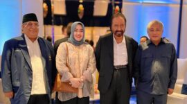 Siska Karina Imran bersama Ali Mazi dan Surya Paloh (Foto: Istimewa)