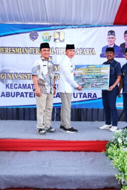 Gubernur Sulawesi Tenggara Resmikan Terminal Tipe B Lacaria di Kolaka Utara, Dorong Konektivitas dan Perekonomian Daerah