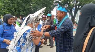 Antusias Simpatisan Sambut La Ode H. Ringa Jhon sebagai Ketua DPD PAN Muna